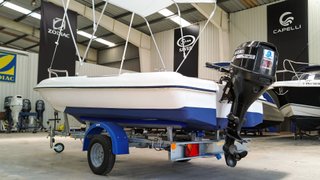 Jeanneau CAP 400 con toldo bimini