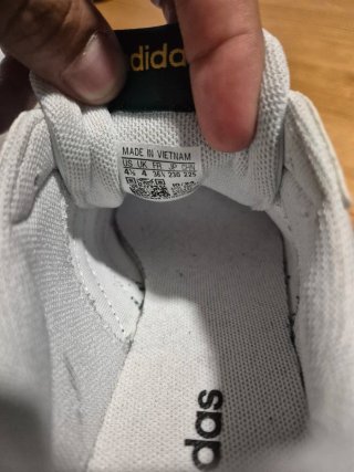 adidas Run 60s