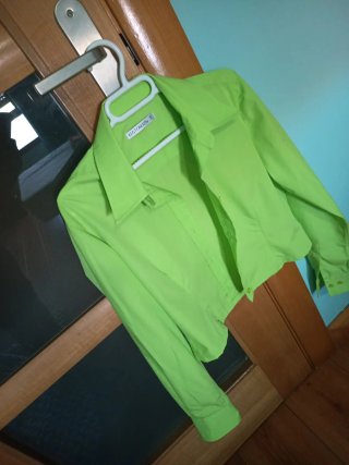 Camisa verde pistacho