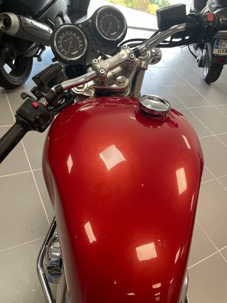 Triumph Legend TT 900 Roja 2006