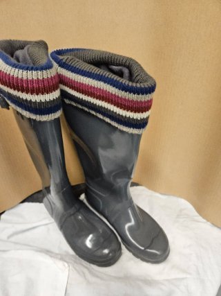 Botas de agua Hunter grises con calcetines