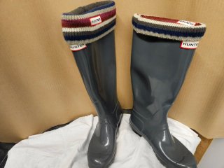 Botas de agua Hunter grises con calcetines