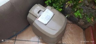 Spa inflable marrón y blanco