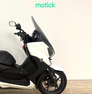YAMAHA XMAX 125
