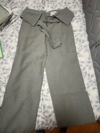 REGALO Pantalón gris talla S