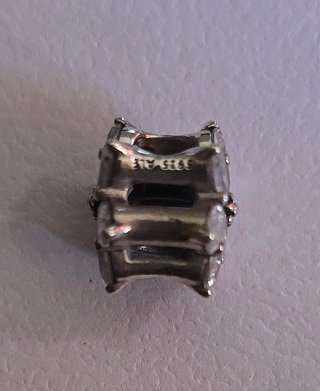 Pulsera Pandora con charms