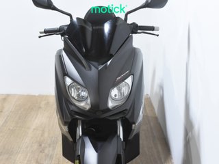 YAMAHA XMAX 250 (IVA DEDUCIBLE)