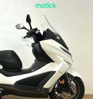 KYMCO GRAND DINK 300