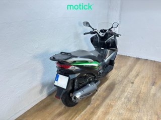 KAWASAKI J300