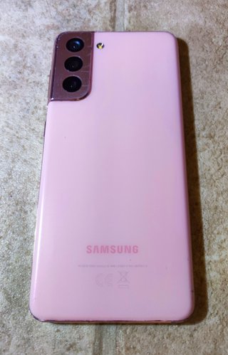 Samsung Galaxy S21 (128GB + 8GB di ram)