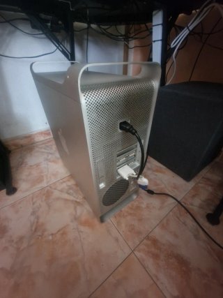 Apple Mac Pro 3,1 + Pantalla Apple 30" 1Tera R12gb