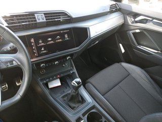 cuota 450€ Audi Q3 2023 SPORTBACK BLACK LINE 150CV