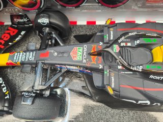 Maisto Radiocontrol Red Bull RB19 1:10