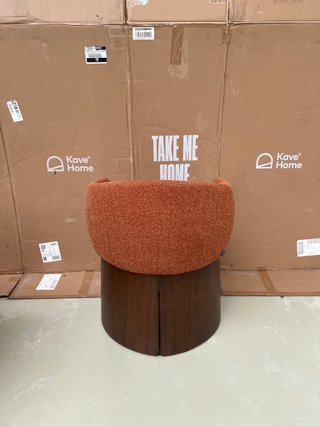 Sedia Bosca kave home ciniglia color terracotta