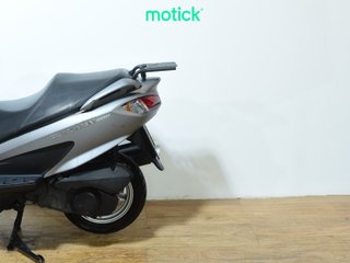 SUZUKI BURGMAN 200