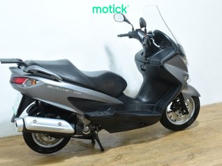 SUZUKI BURGMAN 200