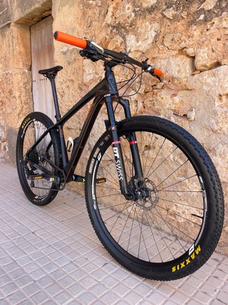 Bicicleta KTM MUROON PRESTIGE CARBONO M
