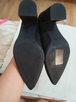 Zapatos de tacón negros MARIAMARE