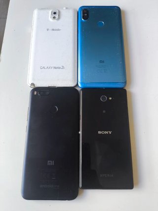 Lote de 19 móviles antiguos Samsung, Sony, Xiaomi,