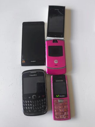 Lote de 19 móviles antiguos Samsung, Sony, Xiaomi,