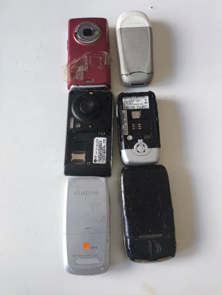 Lote de 19 móviles antiguos Samsung, Sony, Xiaomi,