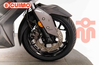 YAMAHA XMAX 300