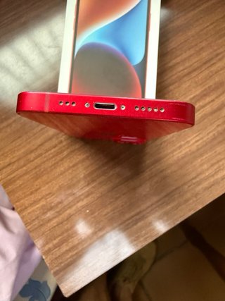 iPhone 14 Rojo, 77% bateria Embalaje original