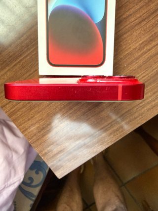 iPhone 14 Rojo, 77% bateria Embalaje original