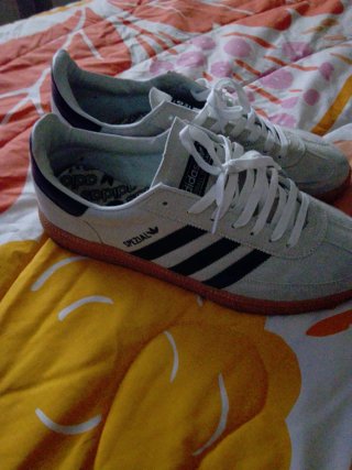 Adidas Spezial Beige/Negro