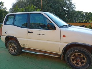 Nissan Terrano II 1996