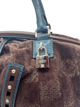 Bolso Loewe Anagram Terciopelo Marrón/Azul