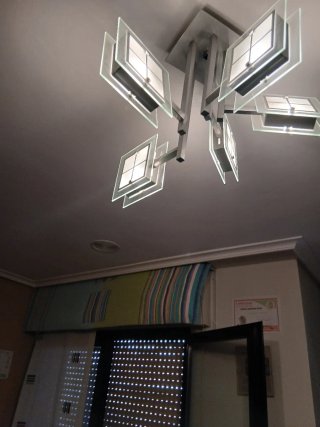 Lámpara de techo moderna
