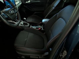 Ford Focus 1.0 Ecoboost MHEV 92kW ST-Line