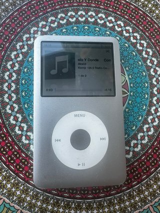 Apple iPod Classic plateado