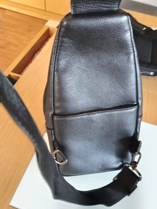 PEQUEÑA MOCHILA HOMBRE