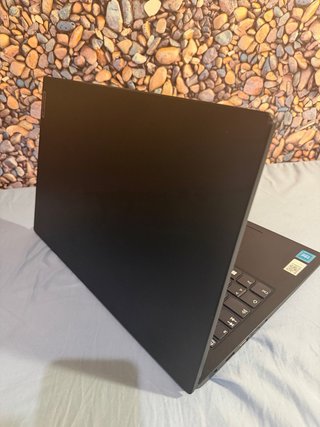 Lenovo V15 512GB