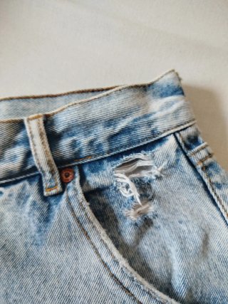 Vaqueros cortos desgastados Mango y Pull