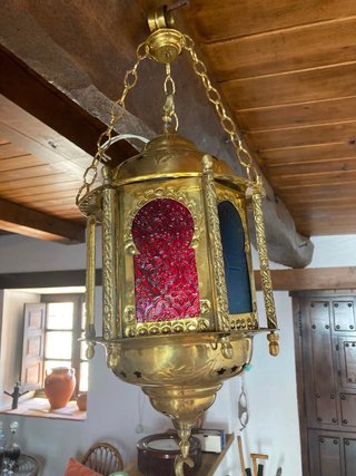Lámpara de Túnez dorada y roja