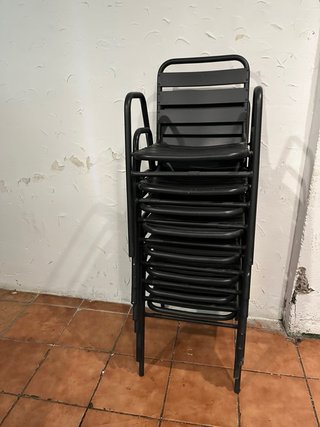 Sillas de metal estrella