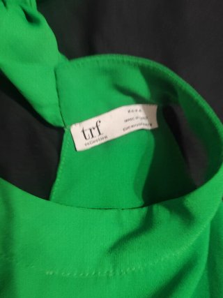 Top con volantes Zara talla M