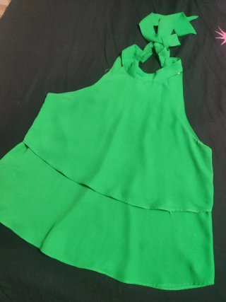 Top con volantes Zara talla M