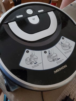 Robot friegasuelos Medion