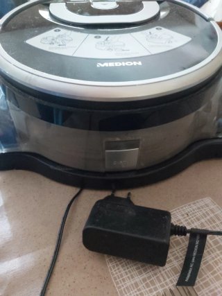 Robot friegasuelos Medion