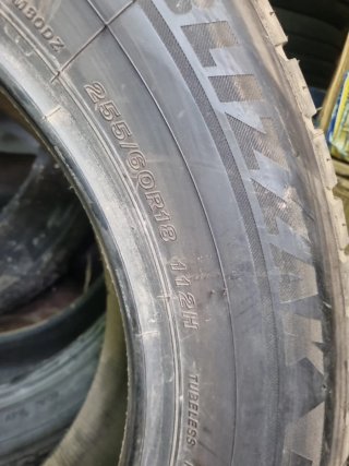 Neumáticos de invierno 255 60r18 112h brigestone