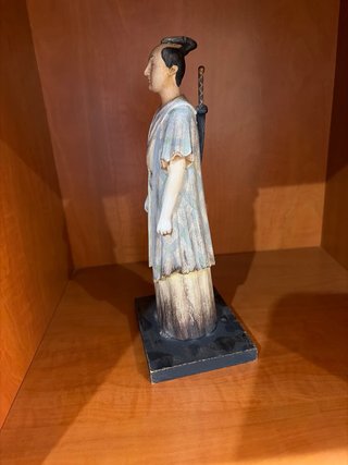 Figura de samurái de madera