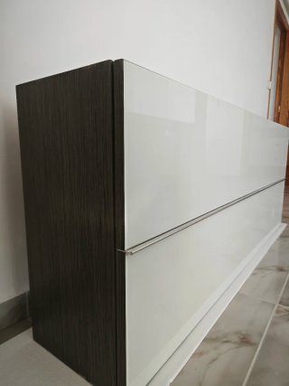 Mueble salón colgante diseño madera