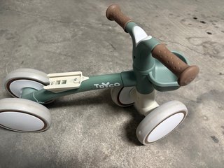 Triciclo infantil Tryco Luna Stonegreen