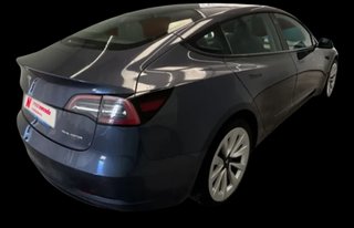 Model 3 - DESDE 543€/MES ¡SIN PAGAR ENTRADA!