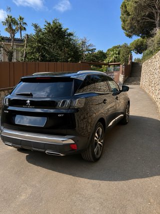 Peugeot 3008 2023 matricula MHK