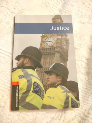 Oxford Bookworms Library: Stage 3: Justice